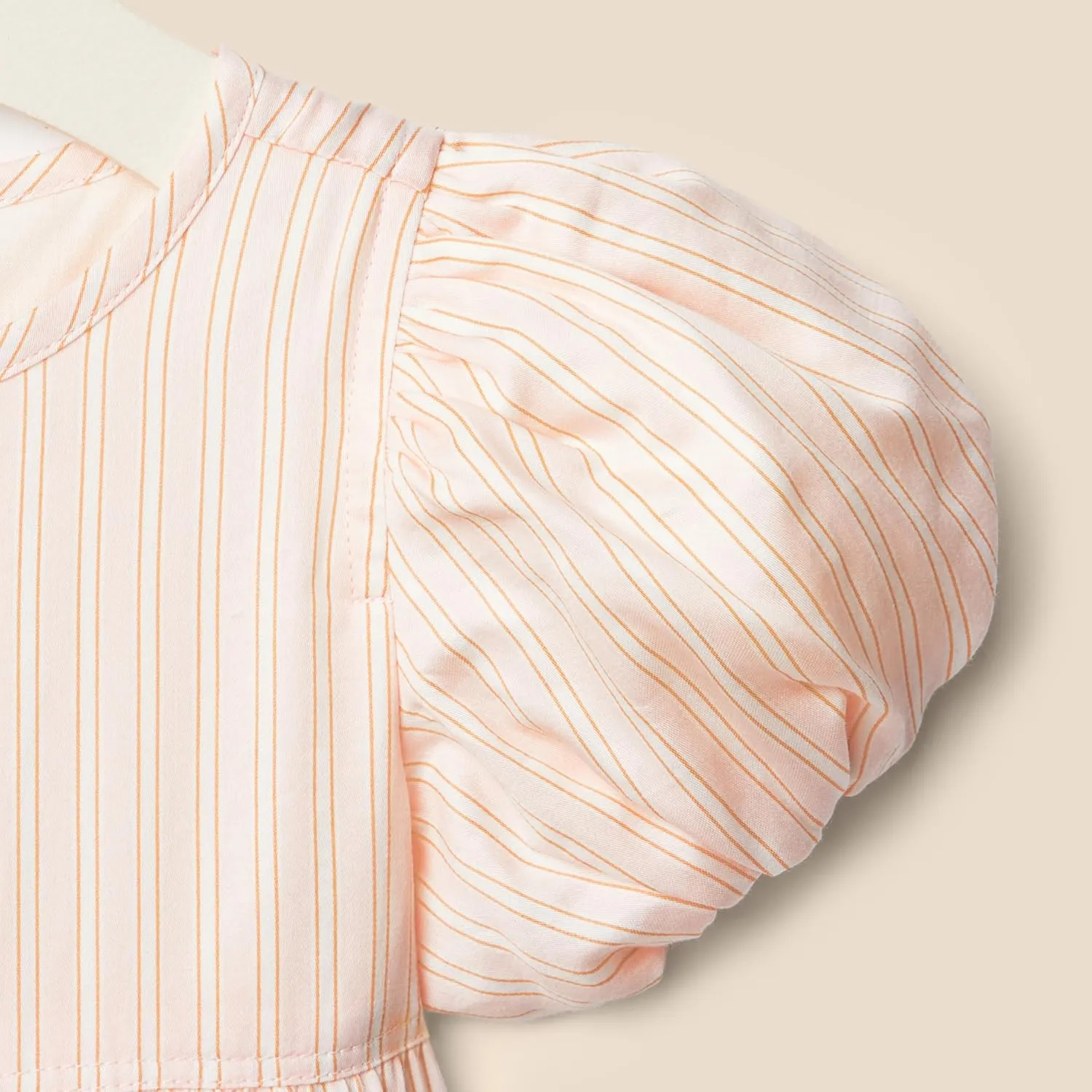 Amazon Essentials x Sofia Grainge Toddlers and Baby Girls' Puff Sleeve Dress