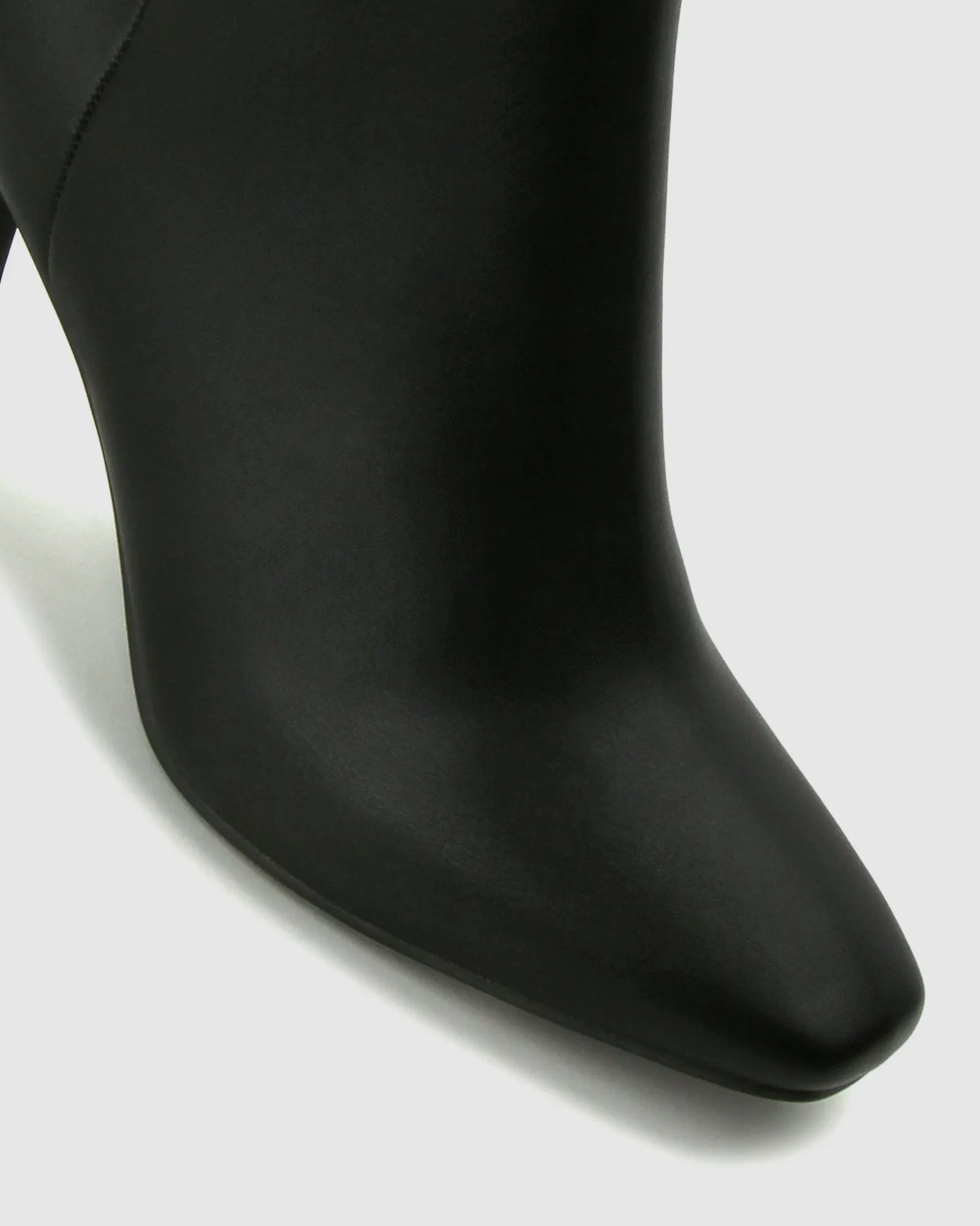 MAIRI Stiletto Knee High Boots