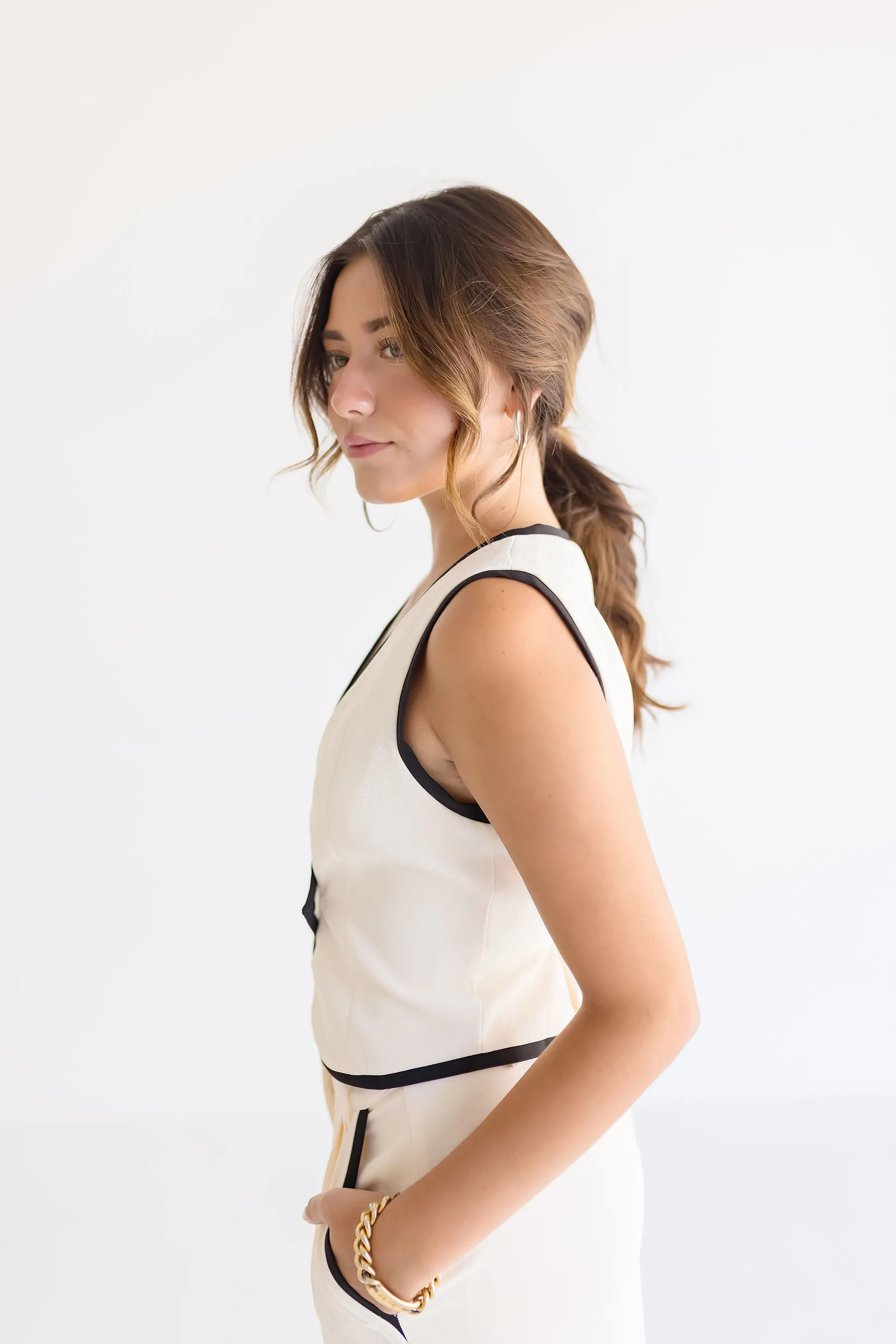 Waitlist 11/29 ♥ Elena Double Breasted Contrasting Edge Vest And Pants Set Cream
